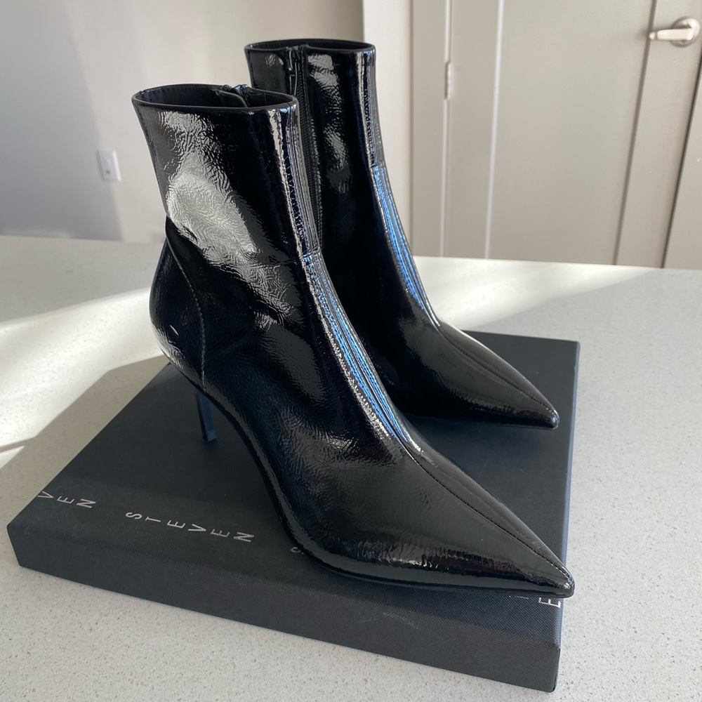 Jefferey Campbell - Nixie Pointed Toe Bootie